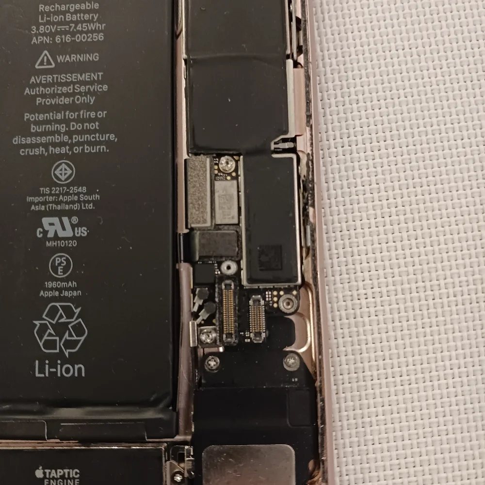iPhone 7 - Model A1778